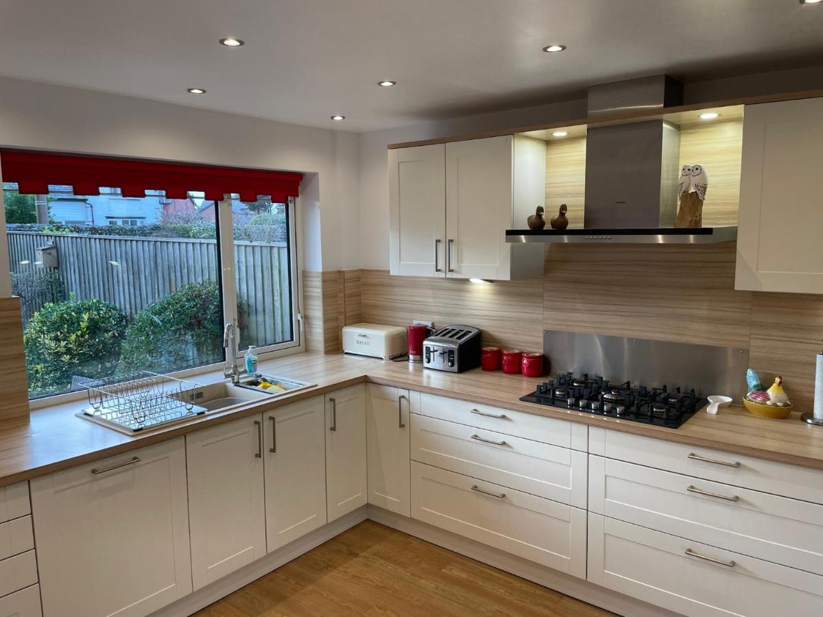 'Sounion' - Fabulous, Spacious Modern House With Large Private Garden In Leafy Lytham Lytham St Annes Exteriör bild
